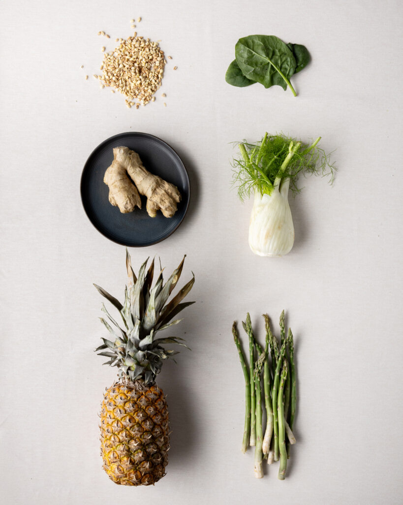 Alimenti per una nutrizione mirata: zenzero, spinaci, finocchio, ananas e asparagi