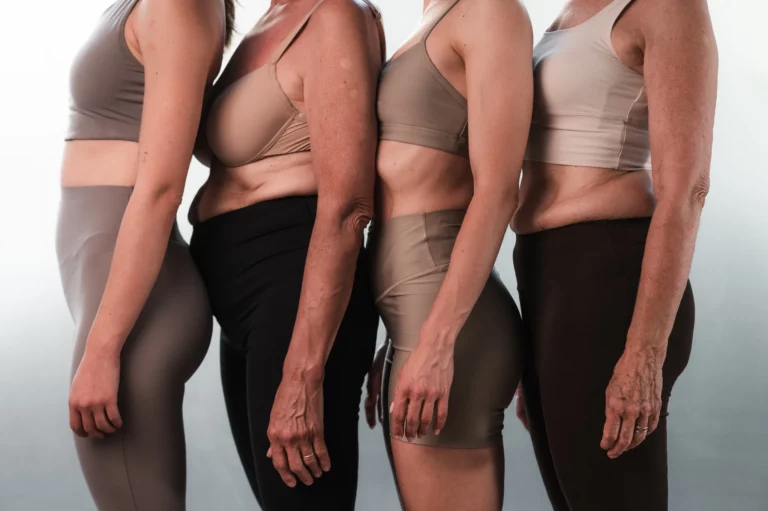 Quattro donne di profilo, corpi diversi: percorsi Beauty
