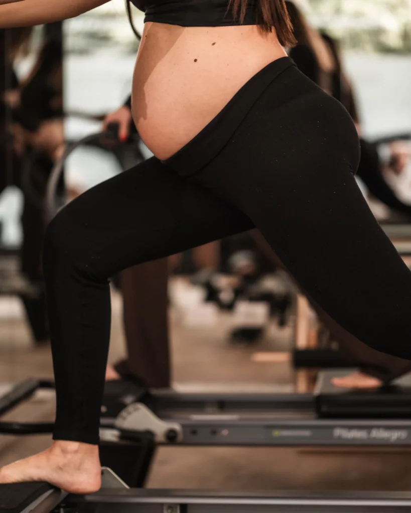 Esercizio sul Reformer in gravidanza